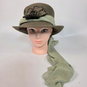 Toucan Collection Women's Wool Cloche Hat‎ Taupe Flower Scarf Accent